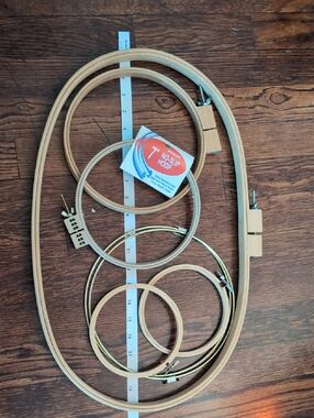 Lot Of VTG Embroidery Hoops Quilting Hoop